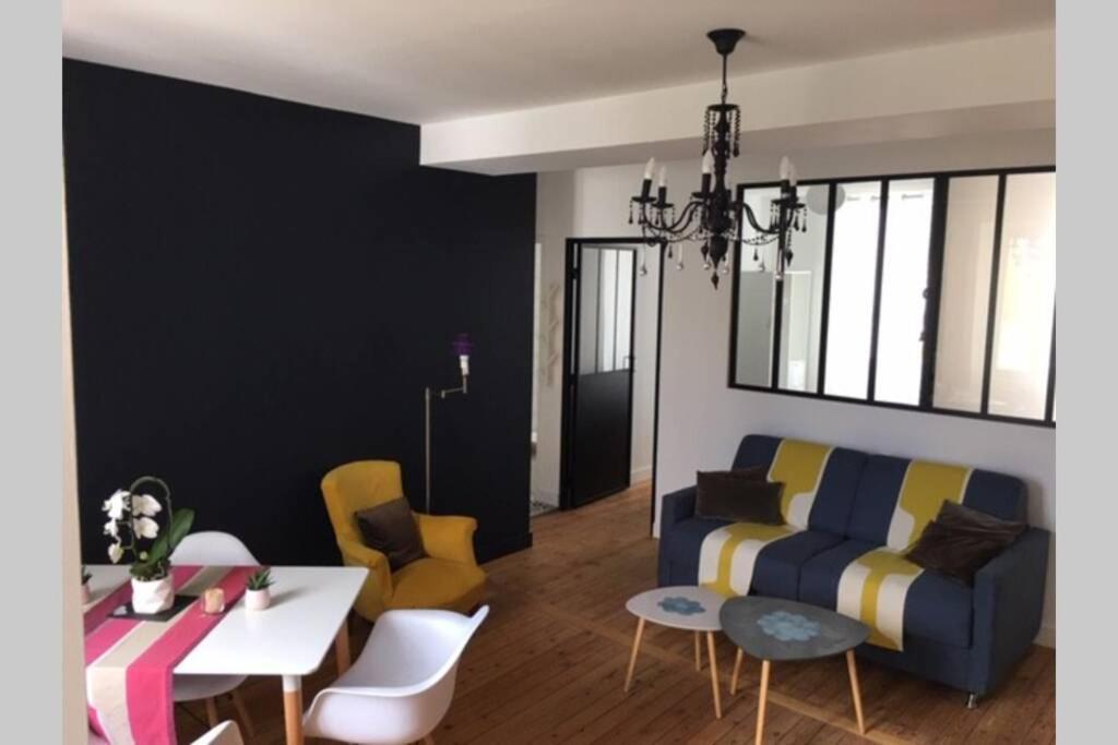 Appartement De Caractere Avec Terrasse. 라로셸 외부 사진