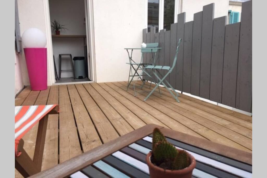 Appartement De Caractere Avec Terrasse. 라로셸 외부 사진
