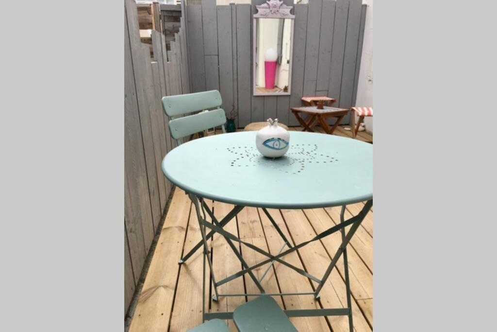 Appartement De Caractere Avec Terrasse. 라로셸 외부 사진